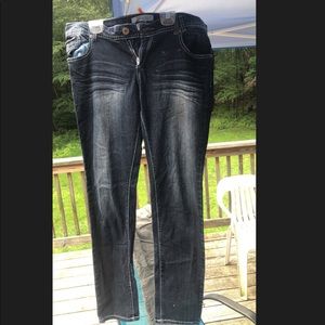 No Bondaries Dark Wash Denim Jeans